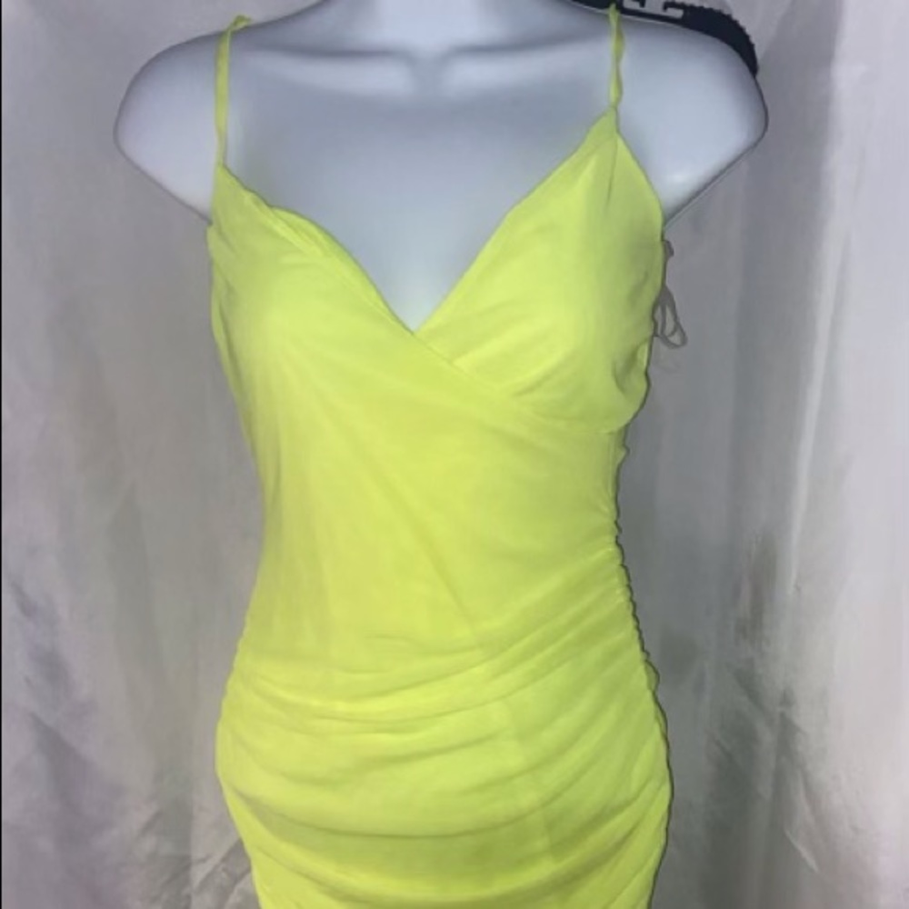Neon green size s